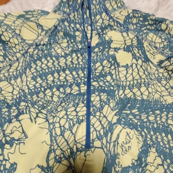 NIKE PRO DRI FIT HALF ZIP PULLOVER - Picture 3 of 10